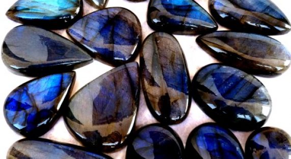 Gemstone - Stone - Cabochon - Gems - Labradorite - Gifts