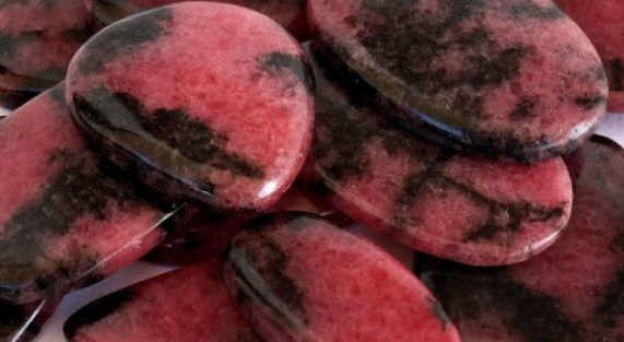 Gemstone - Stone - Cabochon - Gems - Rhodonite - Gifts